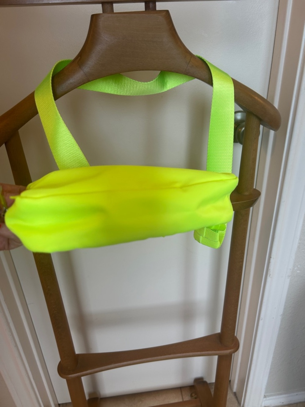 lululemon athletica Neon Lime Crossbody Belt Bag - Picture 6 of 7